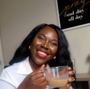 Meet your Posher, Nicole